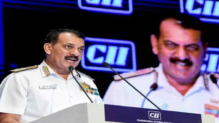 Operation Sindoor: పాకిస్తాన్‌పై దాడికి ఇండియన్ నేవీ సిద్ధమైంది: అడ్మిరల్ దినేష్ కె. త్రిపాఠి