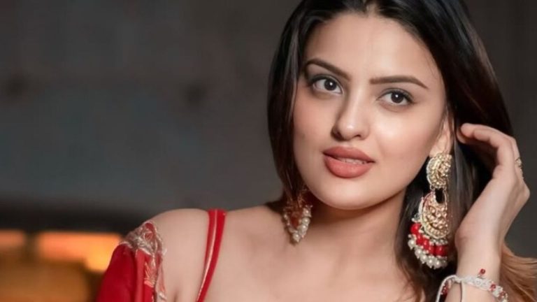Divyanka Sirohi : గుండెపోటుతో హీరోయిన్ మృతి..