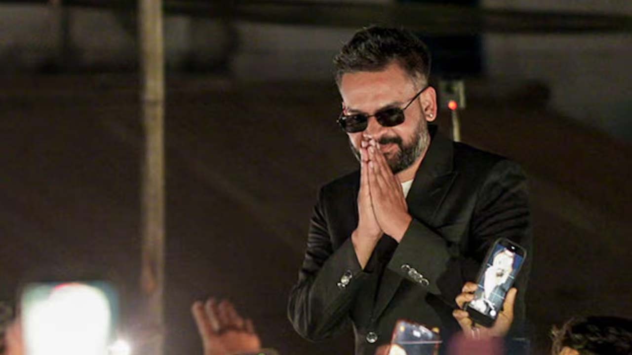 Nepal Petrol Crisis: ఇంధన కొరత వేళ ప్రభుత్వం కీలక నిర్ణయం.. వారానికి రెండు రోజులు సెలవులు..!