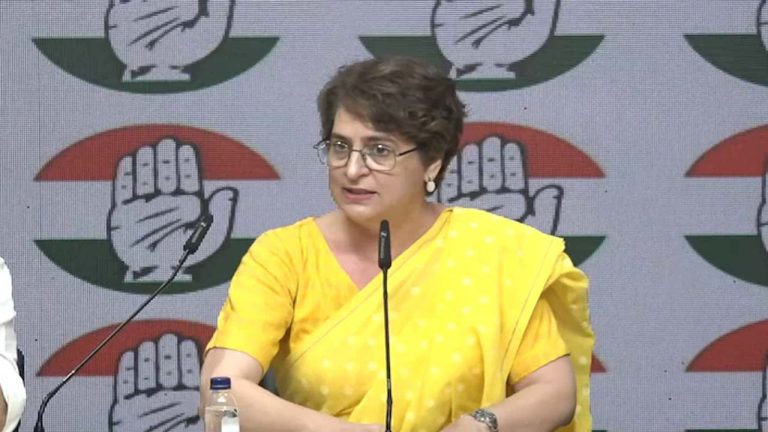 Priyanka Gandhi: ఇది ప్రజాస్వామ్య విజయం.. అధికార పార్టీ కుట్రలను తిప్పికొట్టామన్న ప్రియాంకాగాంధీ