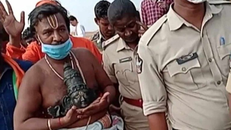 Ramateertham incident: రామతీర్థం ఘటనలో కీలక పరిణామం.. ధ్వంసమైన విగ్రహాలు నేడు నిమజ్జనం..