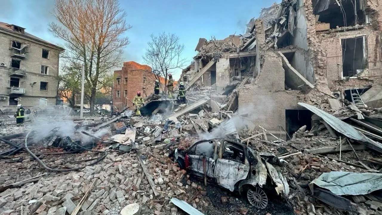 Russia Ukraine War: ఉక్రెయిన్‌పై రష్యా ‘మెగా’ దాడి.. 666 క్షిపణులు, డ్రోన్లతో విరుచుకుపడ్డ పుతిన్ సైన్యం!