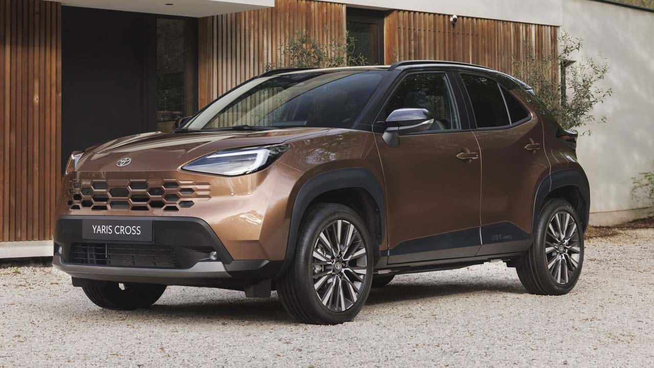 Toyota Yaris Cross facelift: టయోటా యారిస్ క్రాస్ 2026 ఫేస్‌లిఫ్ట్.. కొత్త లుక్, హైబ్రిడ్ మ్యాజిక్!