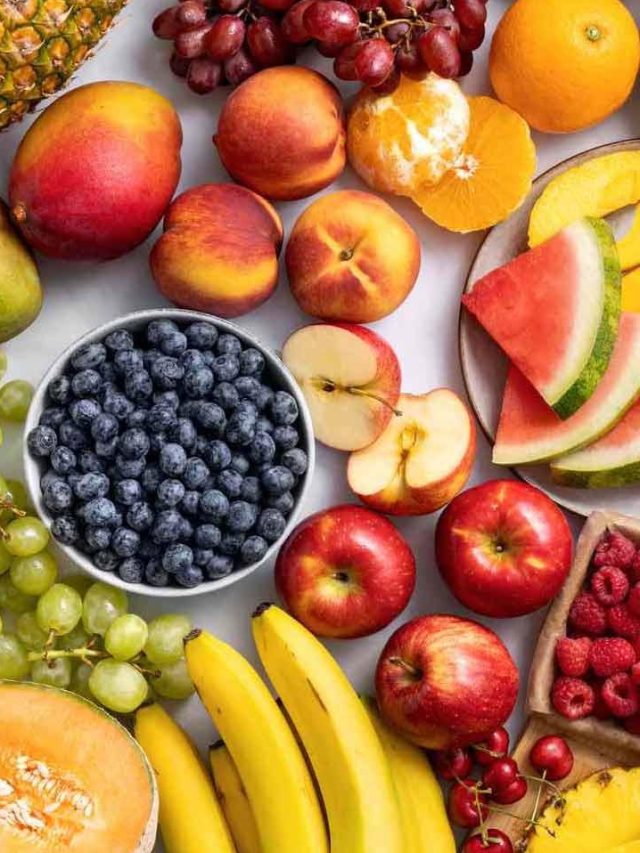 రాత్రి పండ్లు తినడం మంచిదే కానీ ఇవి మాత్రం కాదు!