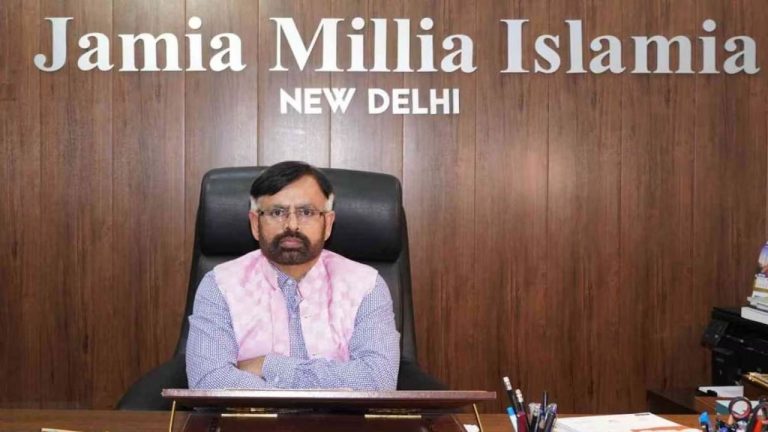 JMI VC  Mazhar Asif: “భారతీయులందరిది మహాదేవుడి డిఎన్‌ఏ!”.. ముస్లిం వైస్ ఛాన్సలర్ ఆసిఫ్ ఆసక్తికర వ్యాఖ్యలు..