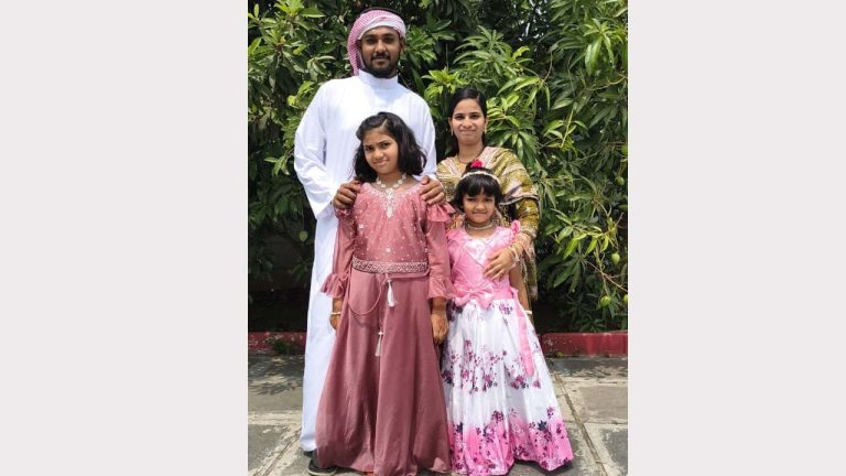 Warangal: ఐనవోలులో విషాదం.. స్విమ్మింగ్ పూల్‌లో తల్లి, ఇద్దరు కుమార్తెలు అనుమానాస్పద మృతి..