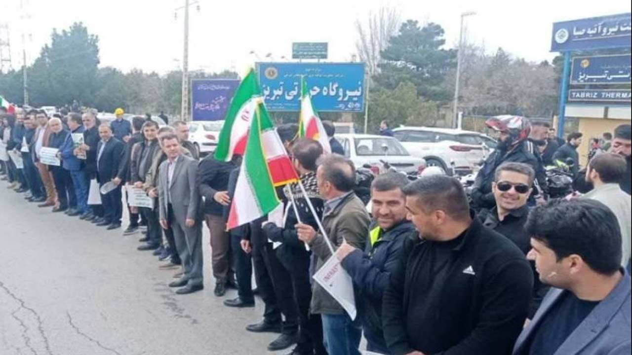 iran protests human chains power plants us war trump threat civilians