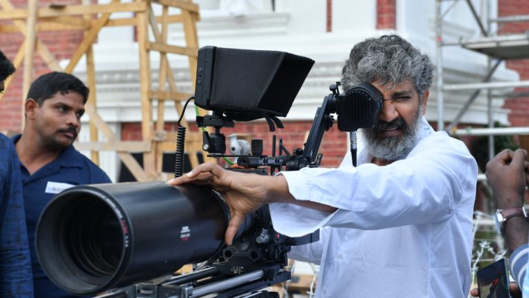 Rajamouli: జక్కన్న మామూలోడు కాదు.. ఏకంగా VFX స్టూడియో సెటప్!
