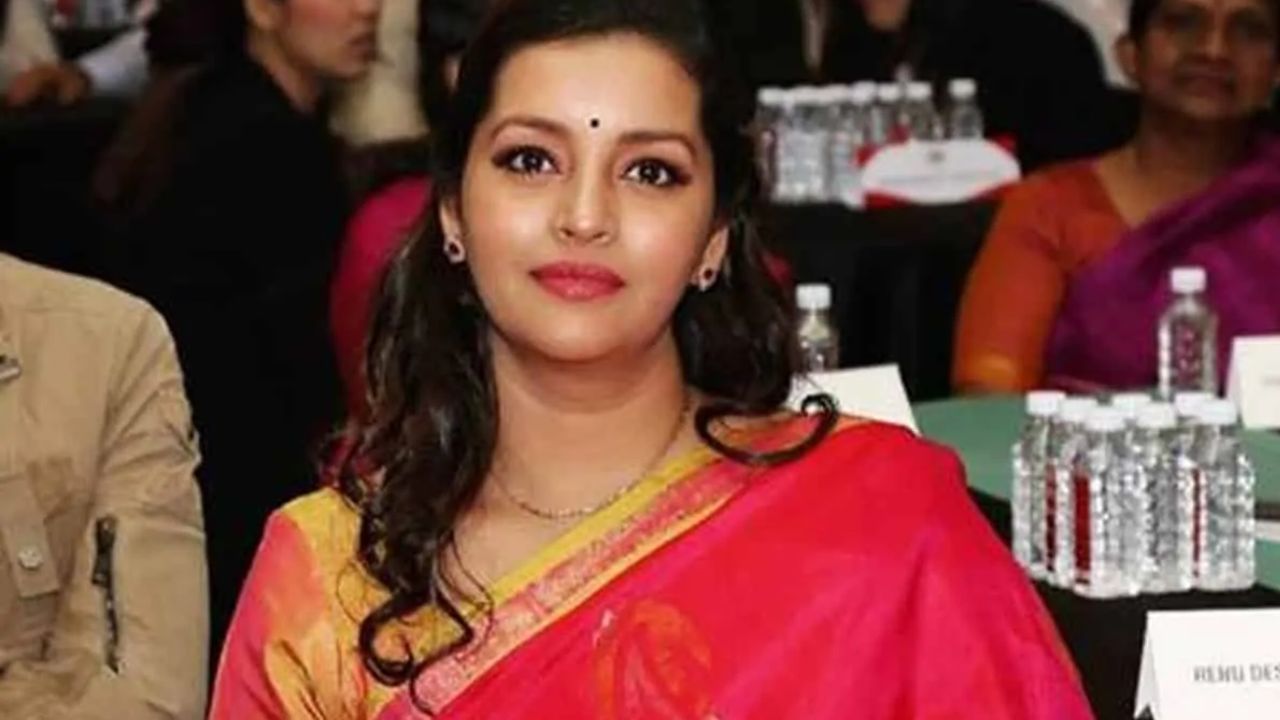 renu desai emotional video on social media trolling and abusive comments