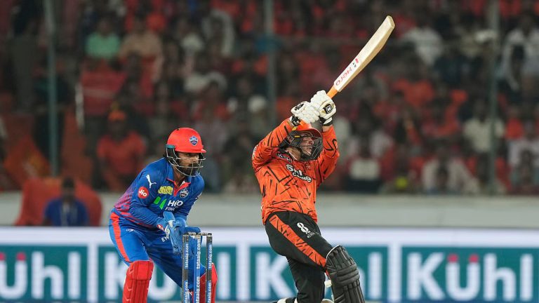 SRH vs DC: కాటేరమ్మ కొడుకు అభిషేక్ శర్మ ఊచకోత.. ఢిల్లీ ముందు కొండంత లక్ష్యం..