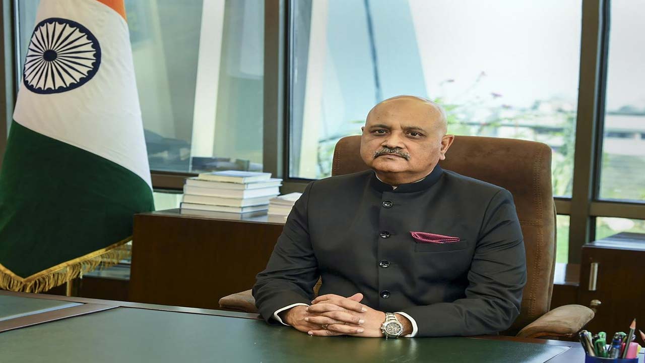 CBI Director: సీబీఐ డైరెక్టర్ ఎంపికపై కేంద్రం కీలక నిర్ణయం.. మళ్లీ లక్కీ ఛాన్స్ ఆయనకే