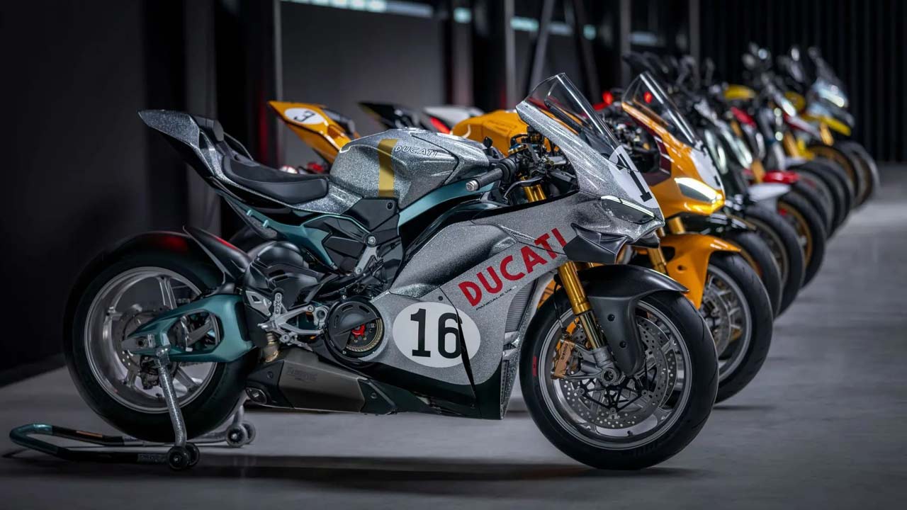 Ducati Collezione 100: డుకాటి ‘Collezione 100’ స్పెషల్ ఎడిషన్ బైక్స్.. ప్రపంచవ్యాప్తంగా కేవలం 100 యూనిట్లే!