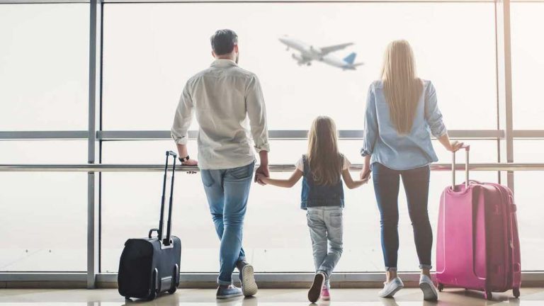 Foreign Travels: విదేశీ టూర్లపై భారీగా ట్యాక్స్ వేసేందుకు రంగం సిద్ధం! కేంద్రం ప్లాన్ ఇదేనా?