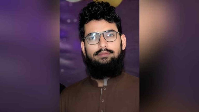 Pulwama Attack: అజ్ఞాత వ్యక్తుల సంచలనం.. పాక్‌లో పుల్వామా సూత్రధారి హతం..