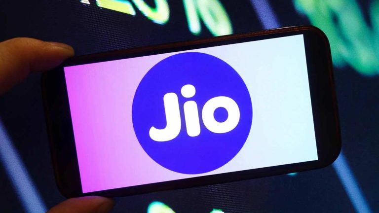 Jio Rs 209 Plan: జియో యూజర్స్‌కు షాక్.. ఆ పాపులర్ రీఛార్జ్ ప్లాన్ ఇక బంద్! కారణం ఇదేనా?