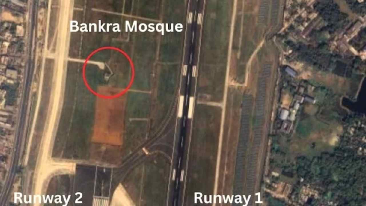 Kolkata Airport Mosque: ముగ్గురు సీఎంలు టచ్ చేయలేకపోయారు.. సువేందు రాకతో ఎయిర్‌పోర్టు మసీదు తరలింపు.!
