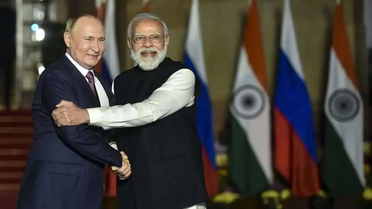 vladimir putin india visit brics summit new delhi september