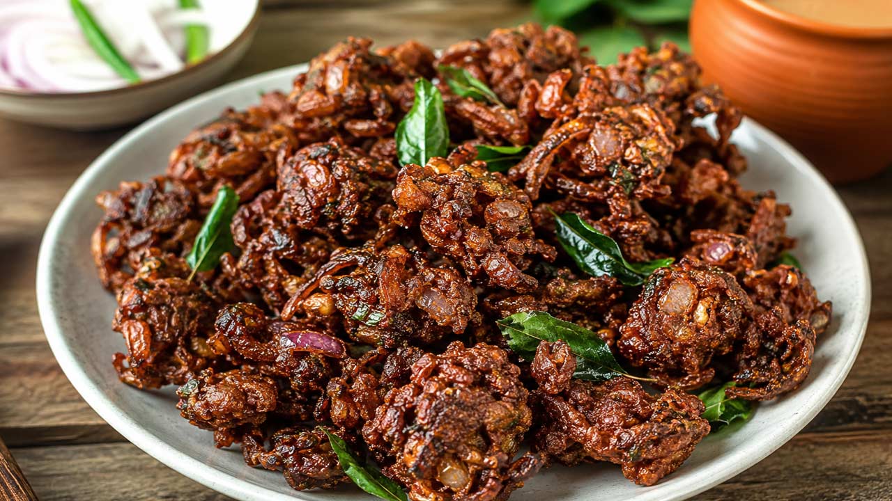 Ragi Pakoda: ఆరోగ్యానికి ఆరోగ్యం, రుచికి రుచి.. రాగి పిండితో కరకరలాడే స్నాక్స్‌ను సింపుల్‌గా ఇలా చేసుకోండి!