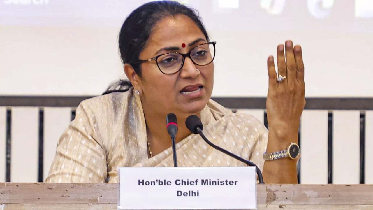 delhi government announces work from home and austerity measures amid fuel saving drive