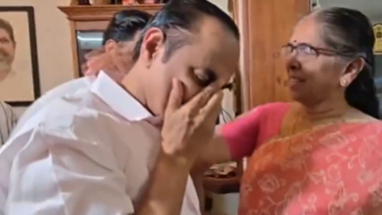 VD Satheesan: ‘సీఎం ఇలా ఏడవకూడదు..’ గురువు భార్య వద్ద కాబోయే సీఎం భావోద్వేగం..!