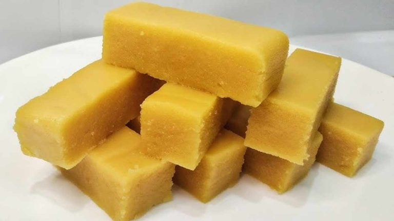 Soft Mysore Pak Recipe : ఇంట్లోనే హోటల్ స్టైల్ సాఫ్ట్ మైసూర్ పాక్.. పక్కా కొలతలతో ఇలా చేసుకోండి.!
