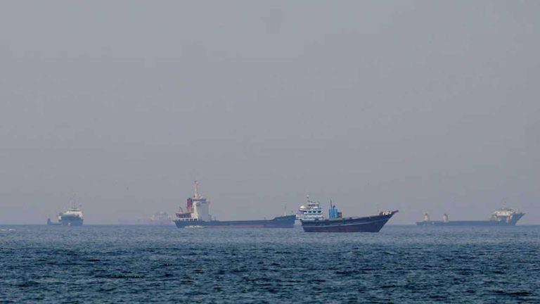 US-Iran Talks: హార్ముజ్‌పై గుడ్‌న్యూస్.. ఇరాన్-యూఎస్ మధ్య కీలక చర్చలు.. ఏం నిర్ణయం తీసుకున్నారంటే..!