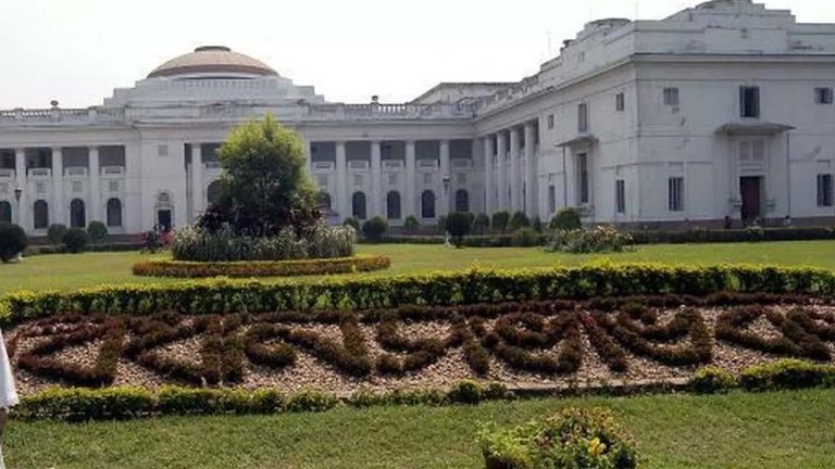 West Bengal New Assembly: పశ్చిమ బెంగాల్ కొత్త శాసనసభ ఏర్పాటుకు మార్గం సుగమం.. ఎన్నికల సంఘం అధికారిక ప్రకటన జారీ