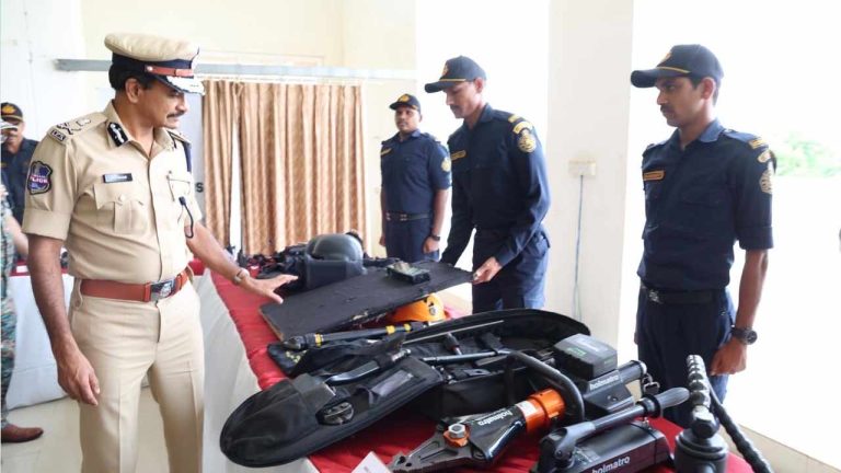 DGP CV Anand: ఉగ్ర ముప్పుపై తెలంగాణ అప్రమత్తం.. OCTOPUS యాక్షన్ ప్లాన్..!