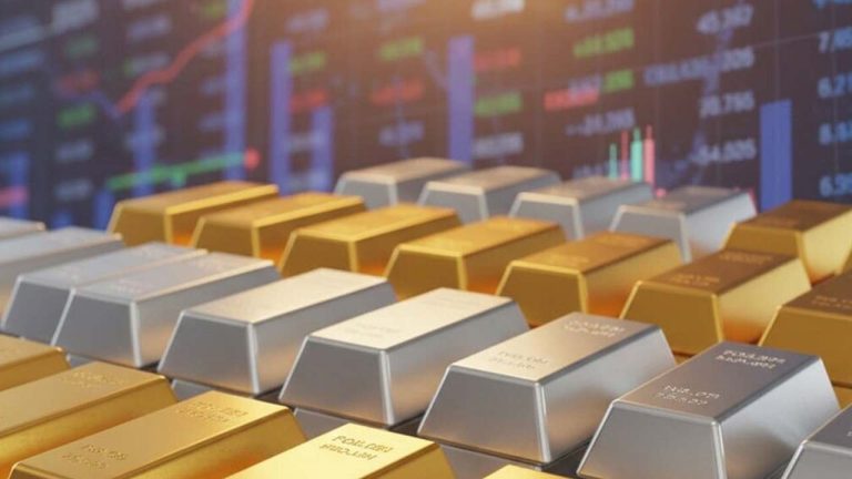 Gold and Silver Rates: గోల్డ్, సిల్వర్ ధరల్లో ఇంత మార్పా?.. నేటి ధరలు ఇవే