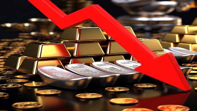 Gold and Silver Rates: కమింగ్ డౌన్.. నేడు మళ్లీ పతనమైన గోల్డ్, సిల్వర్ ధరలు..