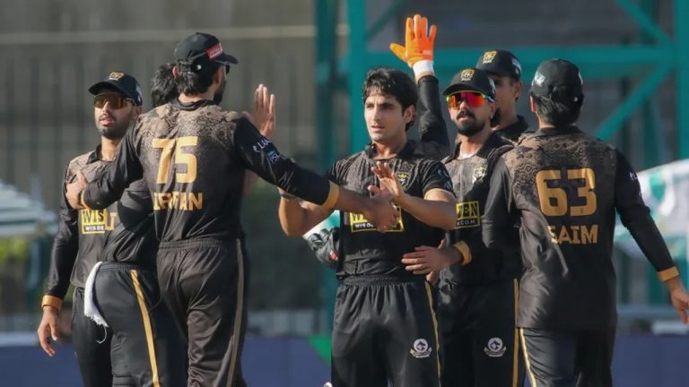 PSL: చివరి ఓవర్ థ్రిల్లర్.. 2 పరుగుల తేడాతో విజయం.. ఫైనల్‌లోకి అగుడు పెట్టిన హైదరాబాద్ జట్టు..
