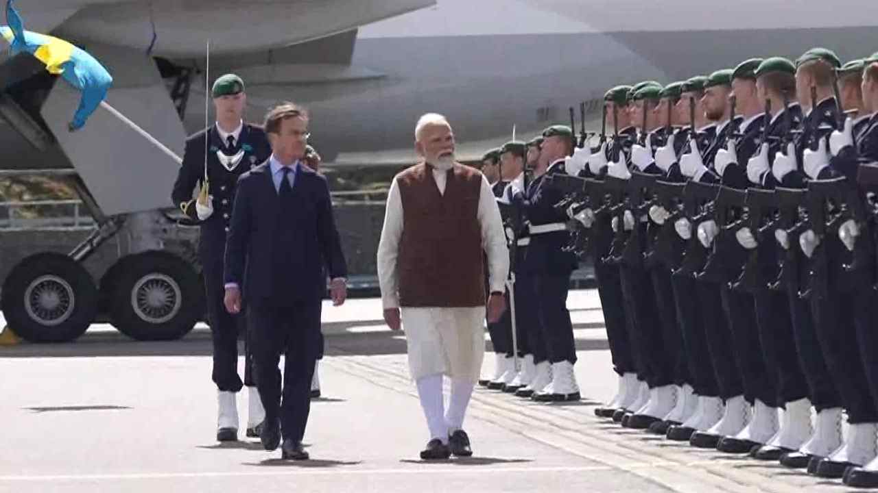 pm modi sweden visit gripen fighter jet escort viral video