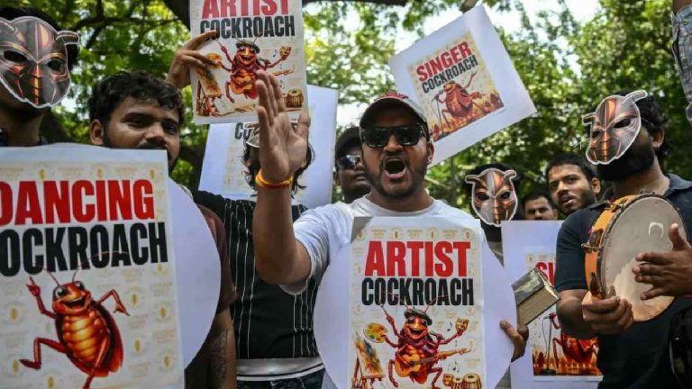 Cockroach Janta Party: 2 కోట్ల ఫాలోవర్లు, 2 వేల మంది కూడా రాలే..”కాక్రోచ్ జనతా పార్టీ” ఫ్లాప్ షో..