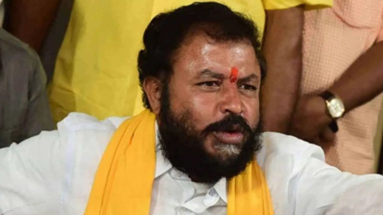 Chintamaneni Prabhakar: ఏలూరులో అర్ధరాత్రి హైడ్రామా.. ఎమ్మెల్యే చింతమనేని హల్చల్, శ్రీనివాస్‌ సస్పెండ్!