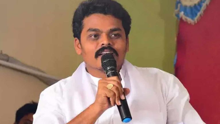MLA Chirri Balaraju: పోలవరం ఎమ్మెల్యే చిర్రి బాలరాజు కార్యాలయంలో ఉద్రిక్తత..