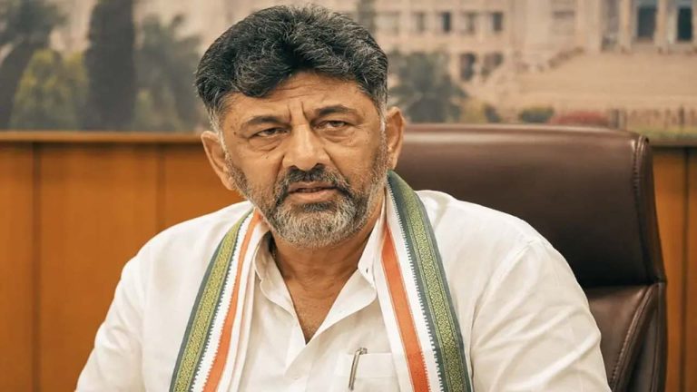 DK.Shivakumar: రేపే సీఎంగా డీకే.శివకుమార్ ప్రమాణం.. కేబినెట్‌‌లో వీరికి బెర్త్ కన్ఫాం!