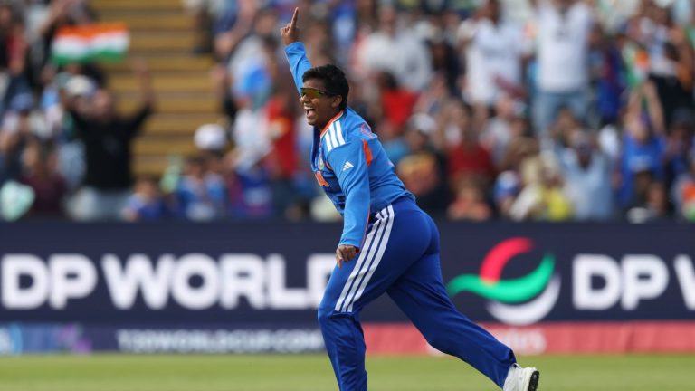 Deepti Sharma Record: దీప్తి శర్మ వరల్డ్ రికార్డ్.. అంతర్జాతీయ మహిళల టీ20ల్లోనే తోపు!