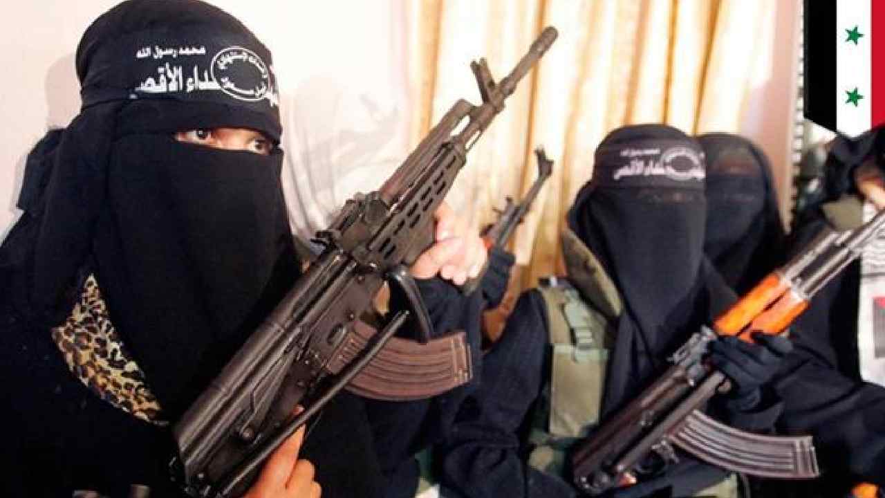 ISIS: మహిళలపై అకృత్యాలకు ఐసిస్ ‘హ్యాండ్‌బుక్’.. వెలుగులోకి షాకింగ్ నిజాలు..