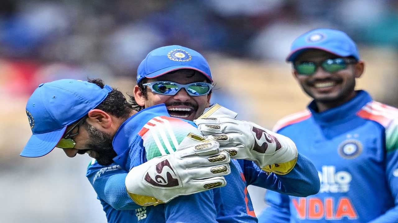 ind vs afg 3rd odi afghanistan all out 218 prasidh krishna shahidi century