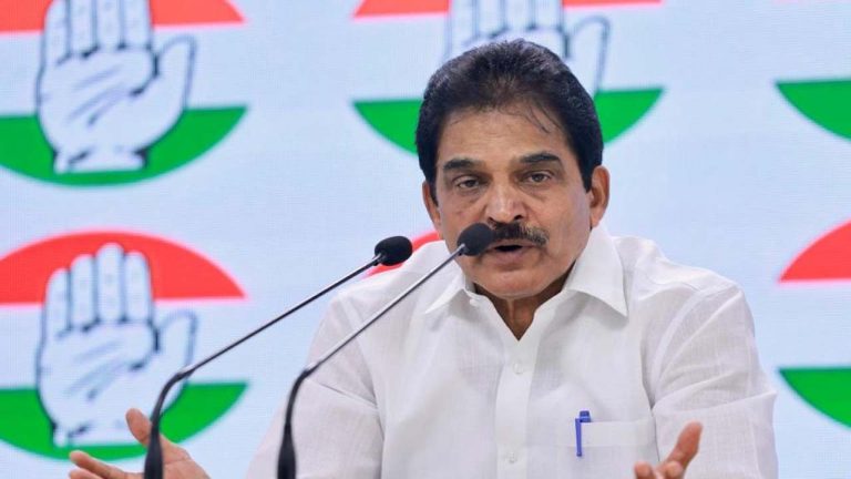 KC Venugopal: కాంగ్రెస్‌లో టీఎంసీ విలీనంపై కీలక వ్యాఖ్యలు.. సోనియా-మమత భేటీపై కేసీ.వేణుగోపాల్ క్లారిటీ