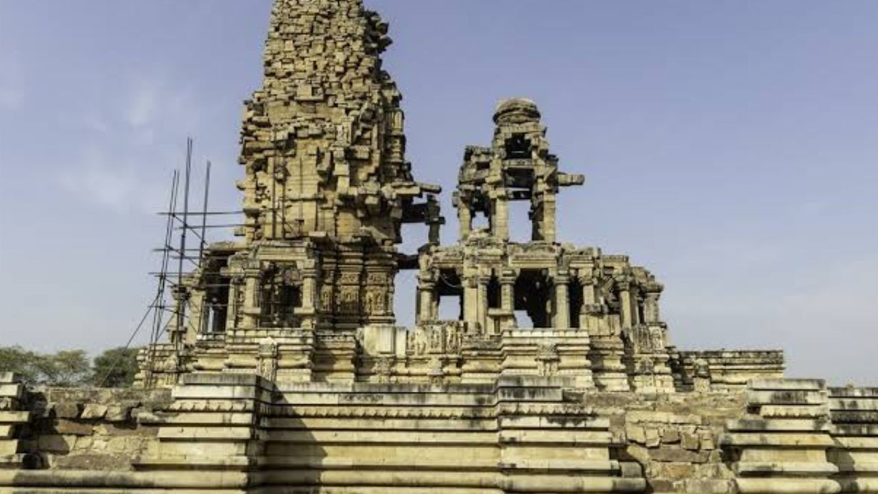 Kakanmath Temple: ఈ ఆలయాన్ని దెయ్యాలు నిర్మించాయా? వెయ్యేళ్లుగా చెక్కుచెదరని రహస్యం ఇదేనా?