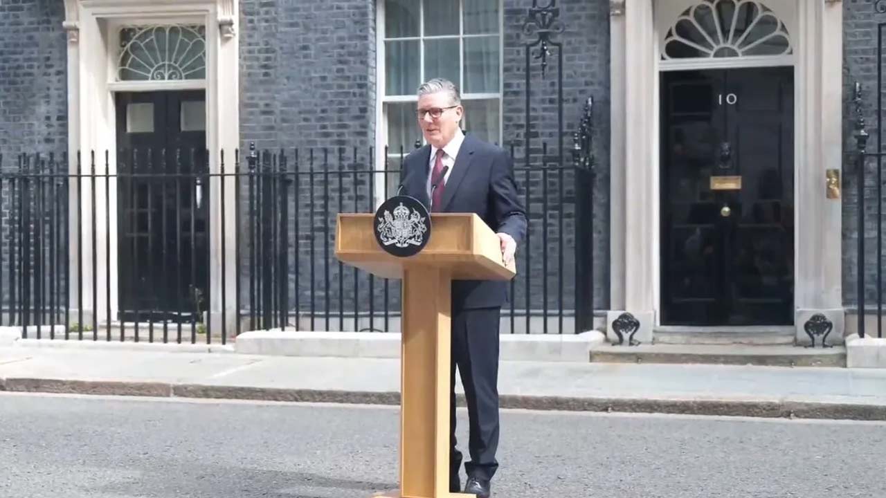 uk prime minister keir starmer resigns amid labour party pressure