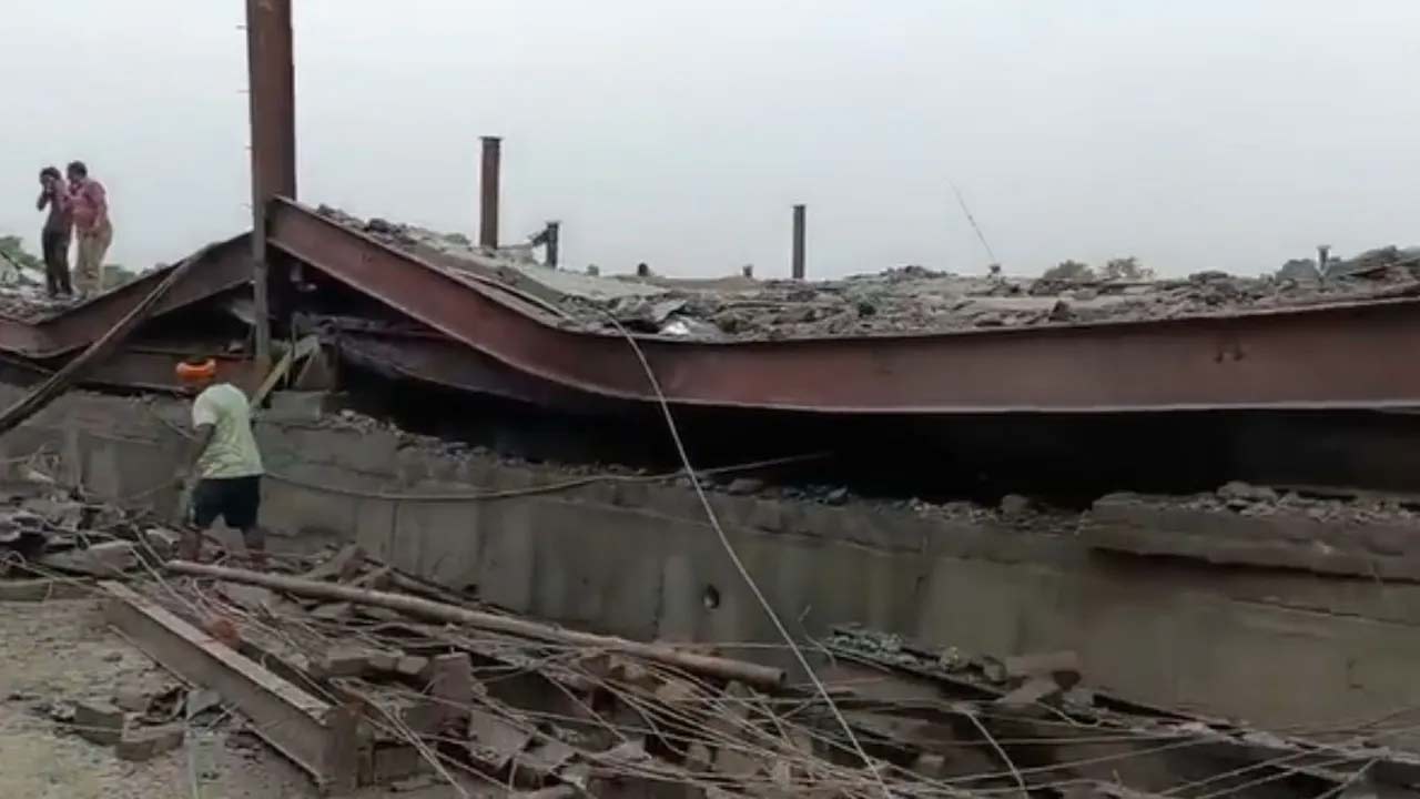 Kolkata: కోల్‌కతాలో కూలిన గోదాం.. 8 మంది మృతి