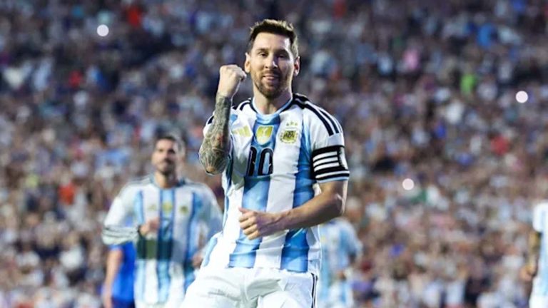 FIFA World Cup 2026: ఫిఫా ప్రపంచ కప్‌లో మెస్సీ న్యూ వరల్డ్ రికార్డు.. ఈ ఘనత సాధించిన తొలి ఫుట్‌బాల్ ఆటగాడిగా హిస్టరీ
