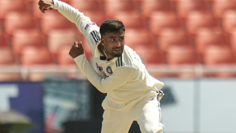 Manav Suthar: టీమిండియాకు దొరికిన వజ్రం ఇతడు.. ఇక ప్రత్యర్థులకు చెమటలు పట్టాల్సిందే: బీసీసీఐ