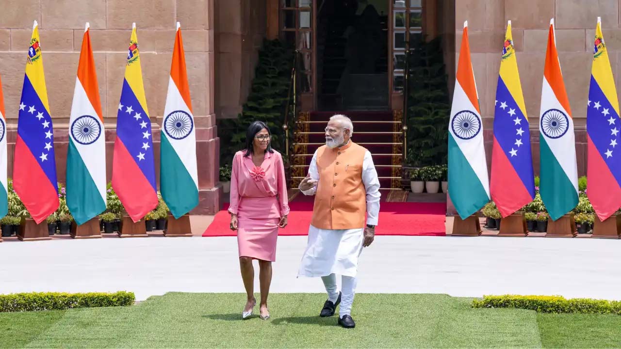 Modi-Delcy Rodriguez: మోడీతో వెనిజులా అధ్యక్షురాలు డెల్సీ రోడ్రిగ్జ్ భేటీ.. ఇరు దేశాల సంబంధాలపై చర్చ