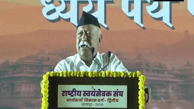 Mohan Bhagwat: ప్రపంచం మన మాట వినాలంటే శక్తి కూడా అవసరం.. మోహన్ భగవత్ కీలక వ్యాఖ్యలు