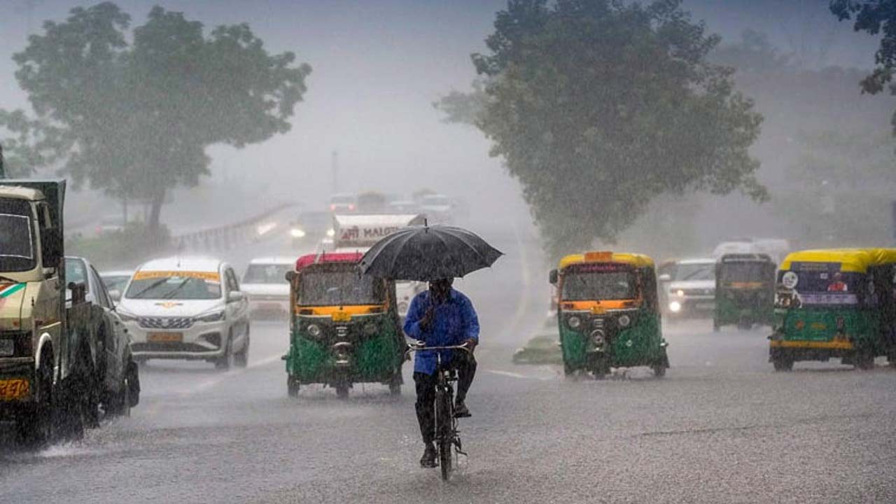 Monsoon: రుతుపవనాలపై ఐఎండీ శుభవార్త.. ఈ రాష్ట్రాల్లో భారీ వర్షాలు