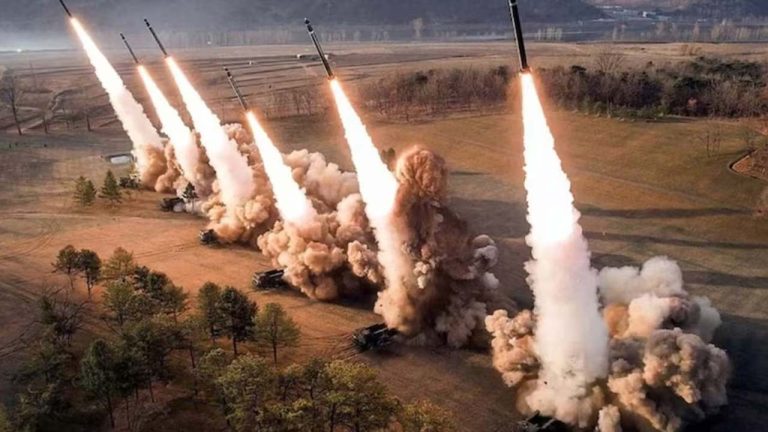 Pakistan Airstrikes Afghanistan: ఆఫ్ఘనిస్తాన్‌పై పాకిస్థాన్ వైమానిక దాడులు.. 13 మంది మృతి