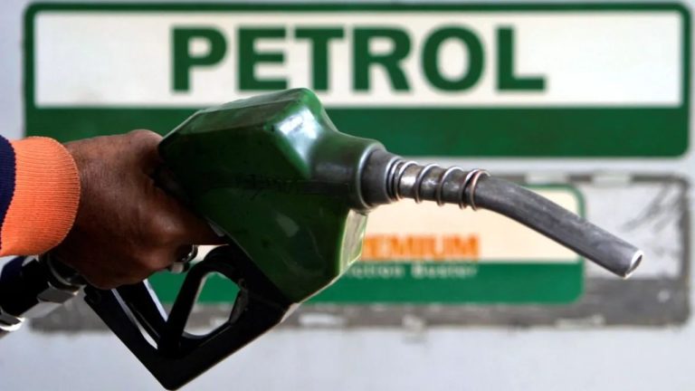 Petrol Diesel Rates: పెట్రోల్, డీజిల్ ధరలు తగ్గే ఛాన్స్ ఉందా? సామాన్యులకు గుడ్ న్యూస్ అందబోతోందా!